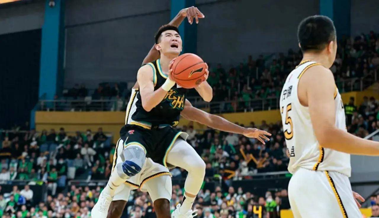 广东宏远球队历年名单 广东宏远球队历年名单