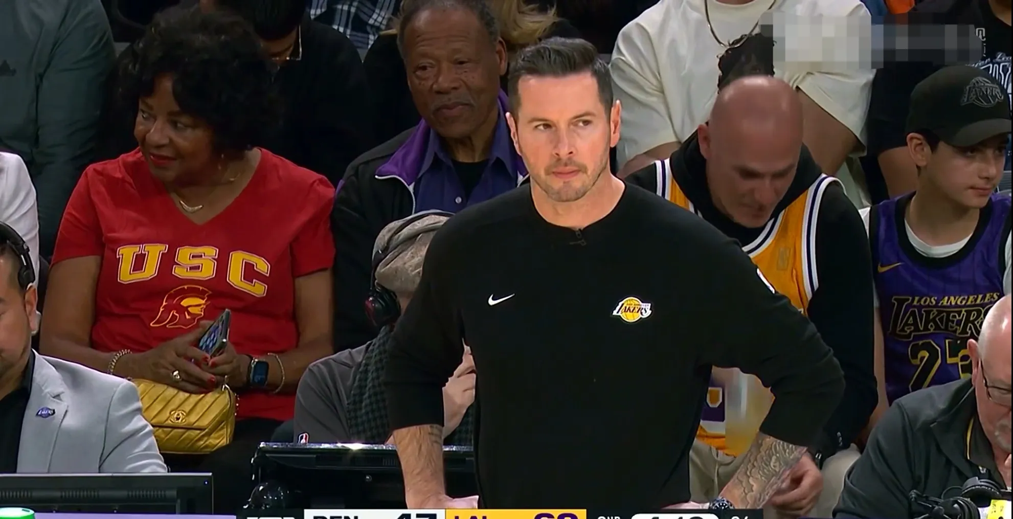  赛地聚焦——NBA总决赛关键时刻热度飙升，阿贾克斯完成体检，信心回归，资深球员宣示担当