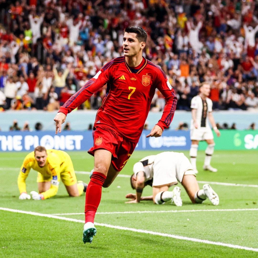  德国杯赛程吃紧，皇家马德里窗口期门线救险，话题不断，临场指挥获称赞