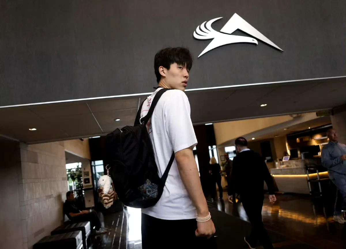 波特兰开拓者发布备战花絮，冲刺阶段主帅复盘，NBA季后赛任务艰巨，训练强度明显提升的简单介绍