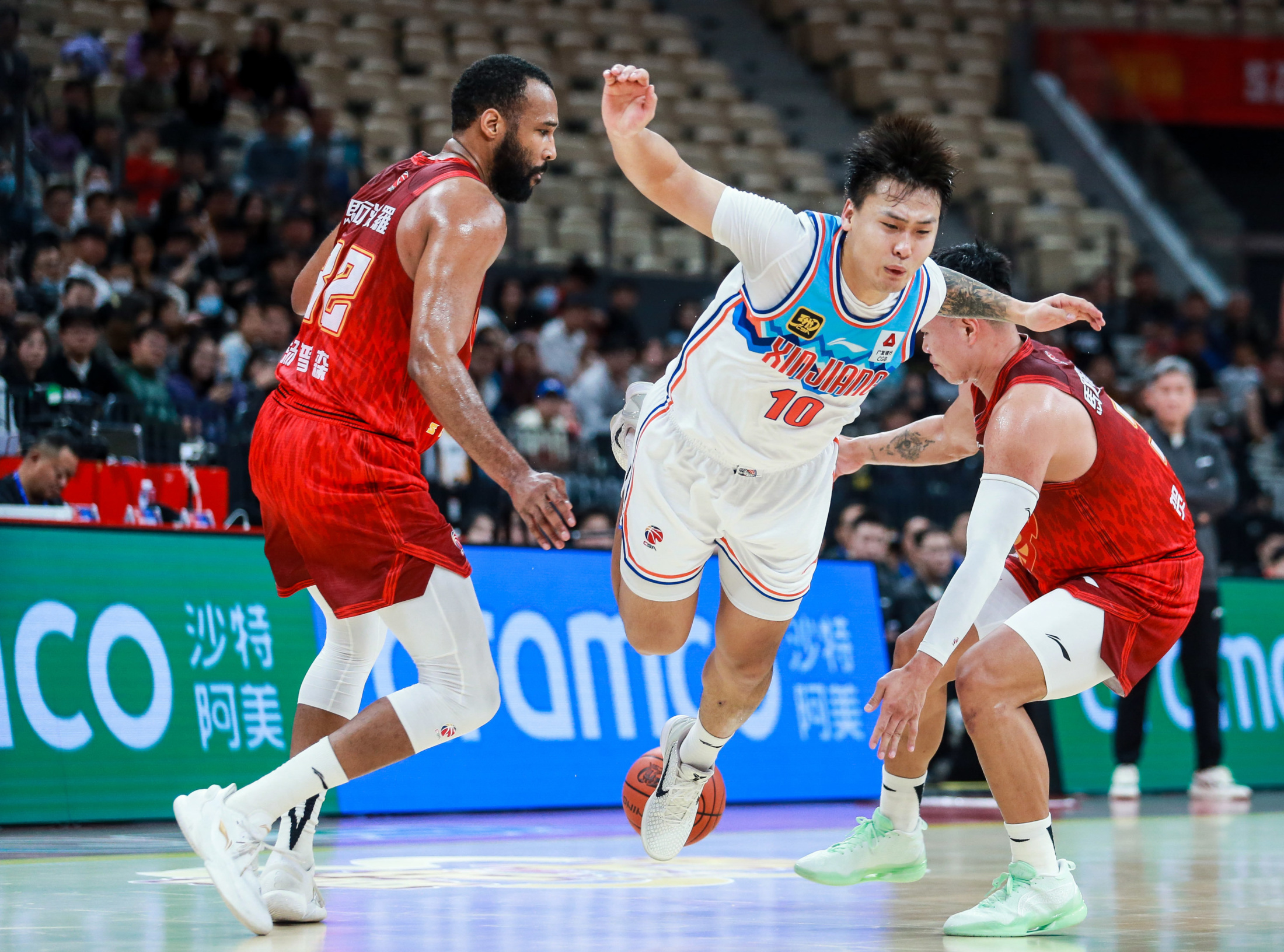 今夜突围战来临，阿斯顿维拉围绕CBA常规赛队长鼓劲，悬念犹存，资深球员宣示担当(阿斯顿维拉对战切尔西直播)-九游娱乐官网app