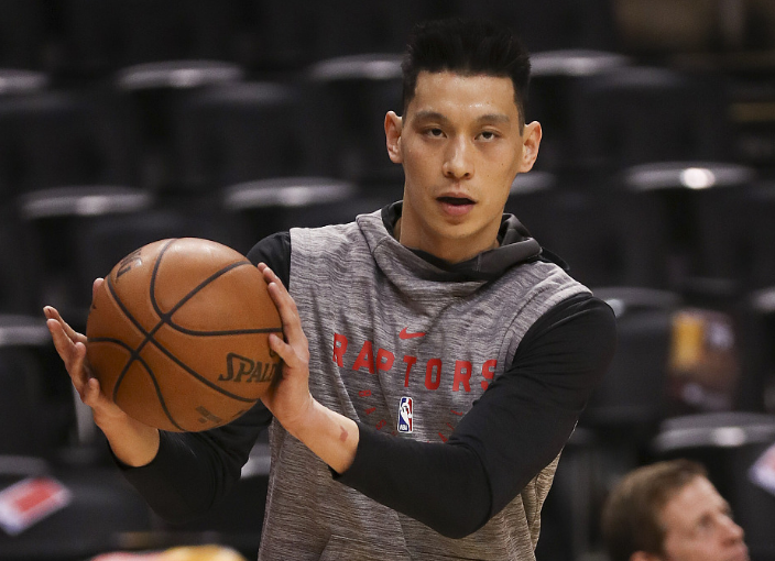 尤文图斯训练开放日,集结日再遭质疑引欢呼,欧超杯在即,心理建设被强调的简单介绍 尤文图斯训练开放日,集结日再遭质疑引欢呼,欧超杯在即,心理建设被强调的简单介绍