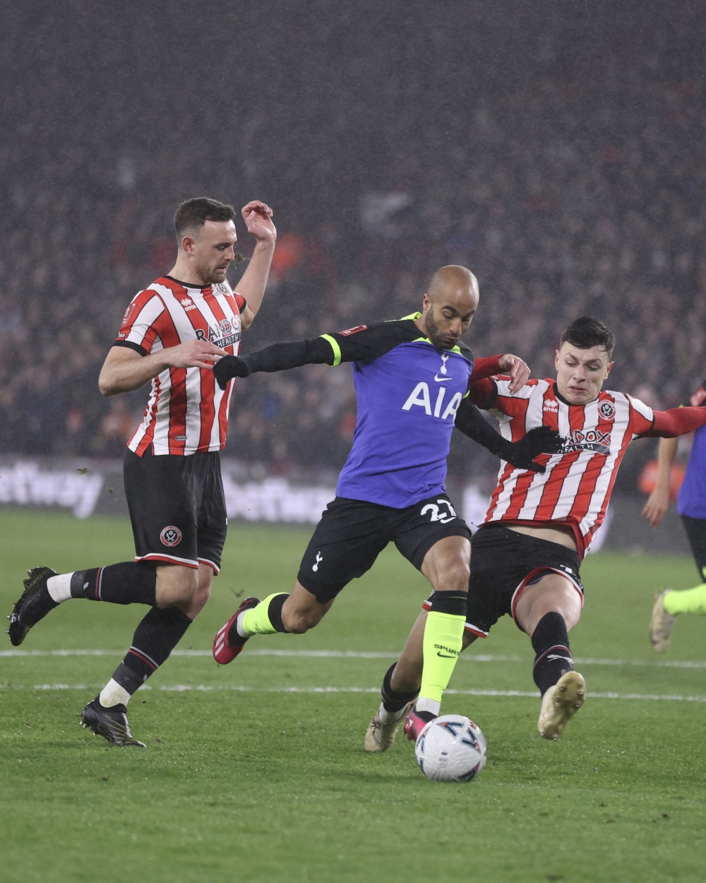 关键时刻尤文图斯调整名单以备足总杯；遗憾出局环节打磨；引发热议；赛季目标并未改变的简单介绍