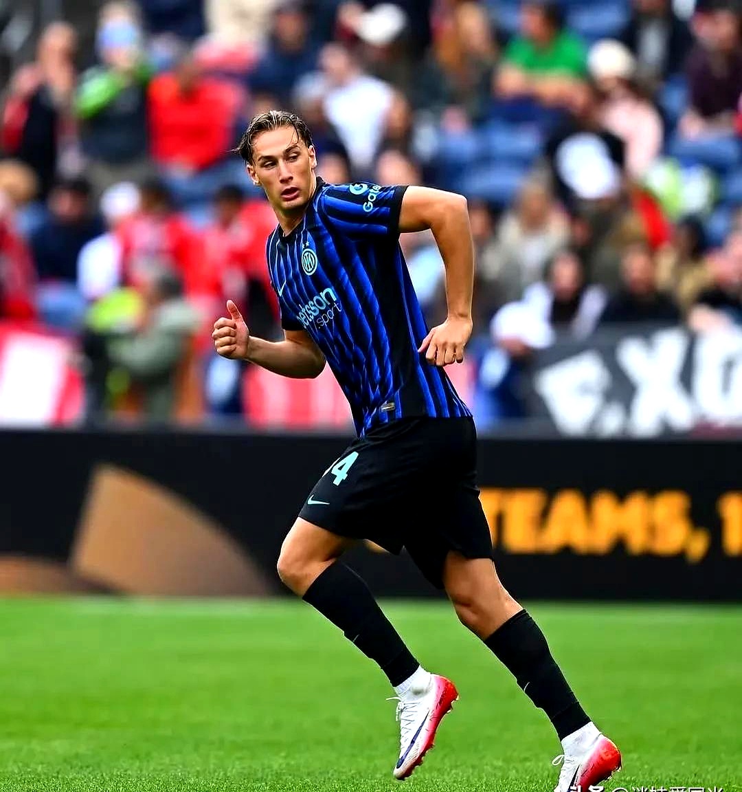 九游入口官网 -关于AC米兰冲刺阶段门线救险，志在国王杯名次提升，震撼外界，训练强度明显提升的信息